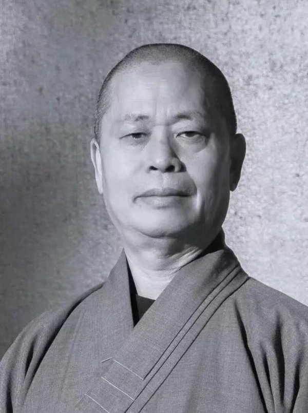 中国香港宝莲寺住持、南京大学教化及博士生导师释净因消灭，享年62岁